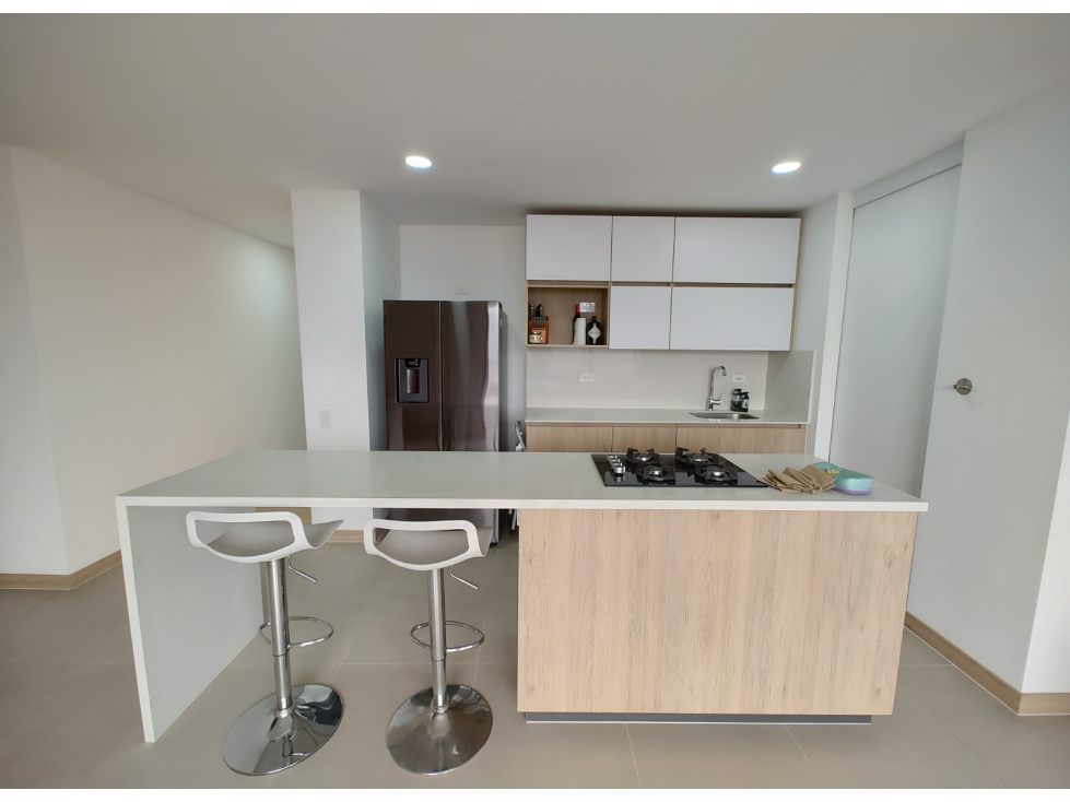 APARTAMENTO EN VENTA SECTOR LOS CRISTALES - ENVIGADO — foto 2