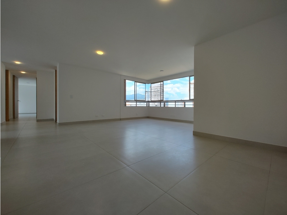 APARTAMENTO EN ARRIENDO SECTOR DE CASTROPOL - POBLADO — foto 3