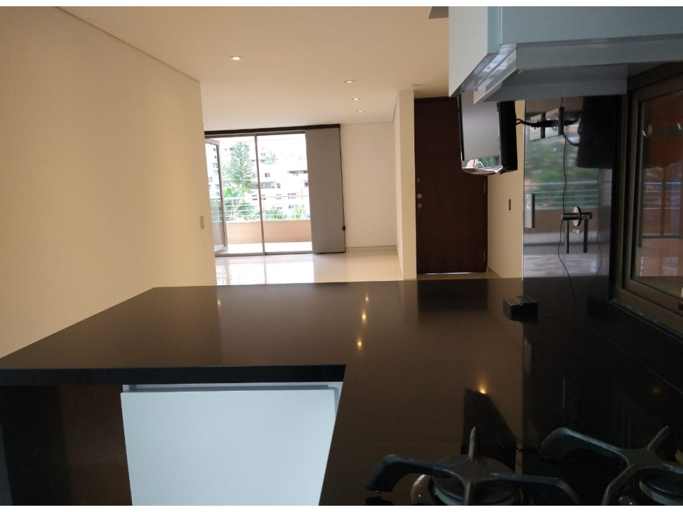APARTAMENTO EN ARRIENDO SECTOR LOMA DE LOS PARRA - POBLADO — foto 5