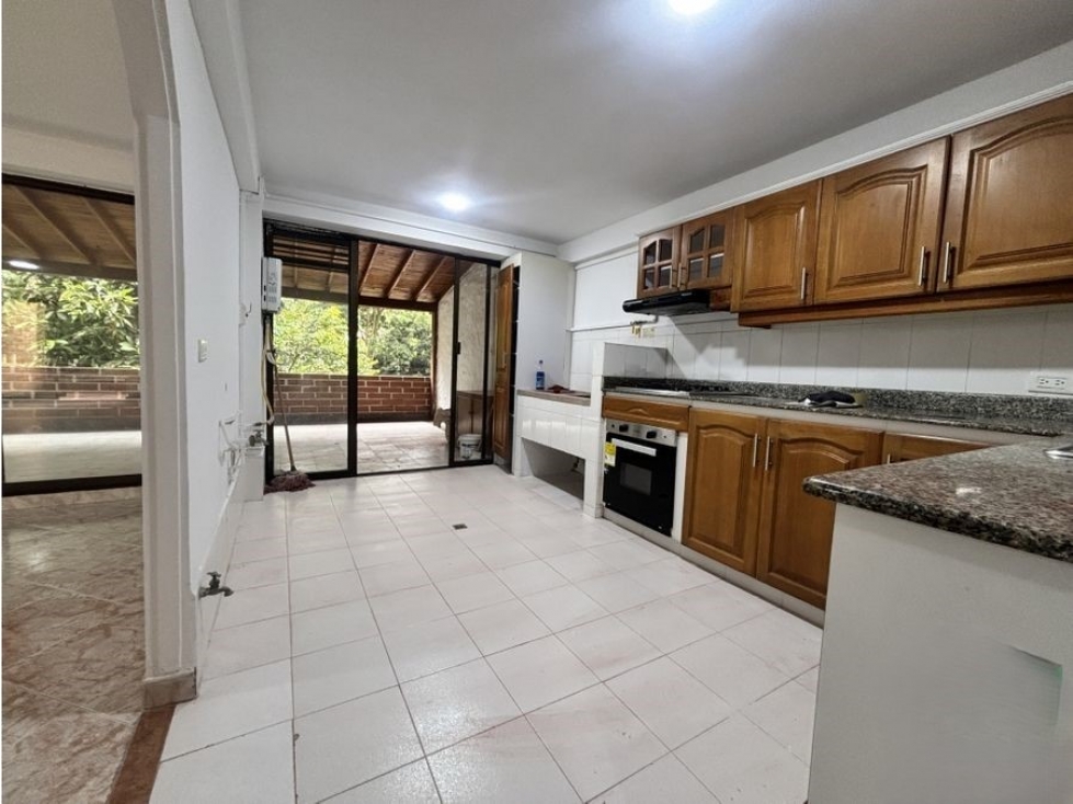 APARTAMENTO EN ARRIENDO SECTOR DE SAN LUCAS - POBLADO