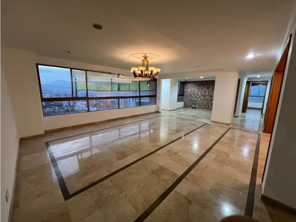APARTAMENTO EN ARRIENDO SECTOR LOS BALSOS - POBLADO — foto 3