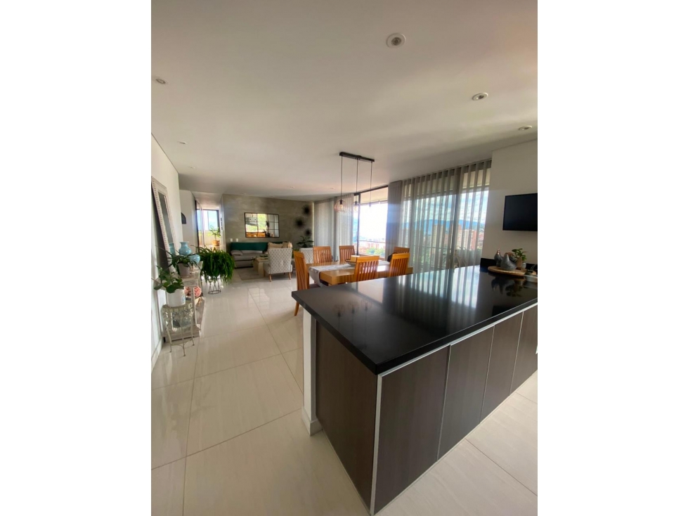 APARTAMENTO EN ARRIENDO SECTOR DE SAN LUCAS - POBLADO