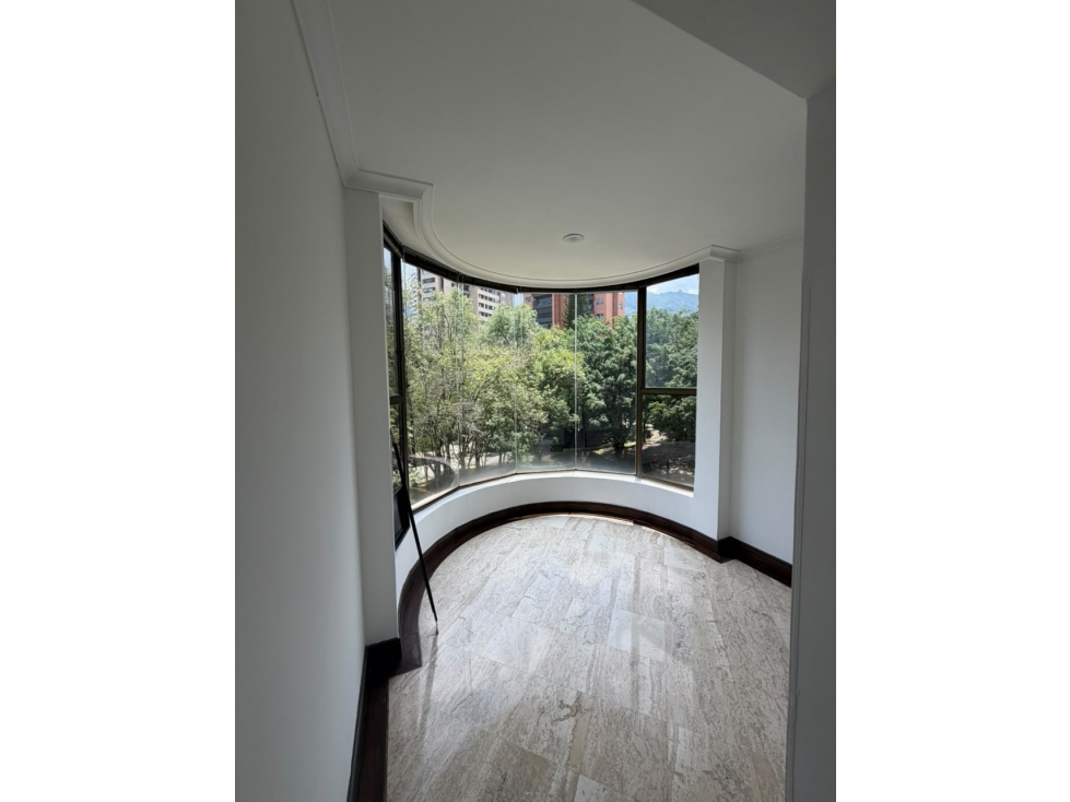 APARTAMENTO EN ARRIENDO SECTOR SAN LUCAS-EL POBLADO — foto 4