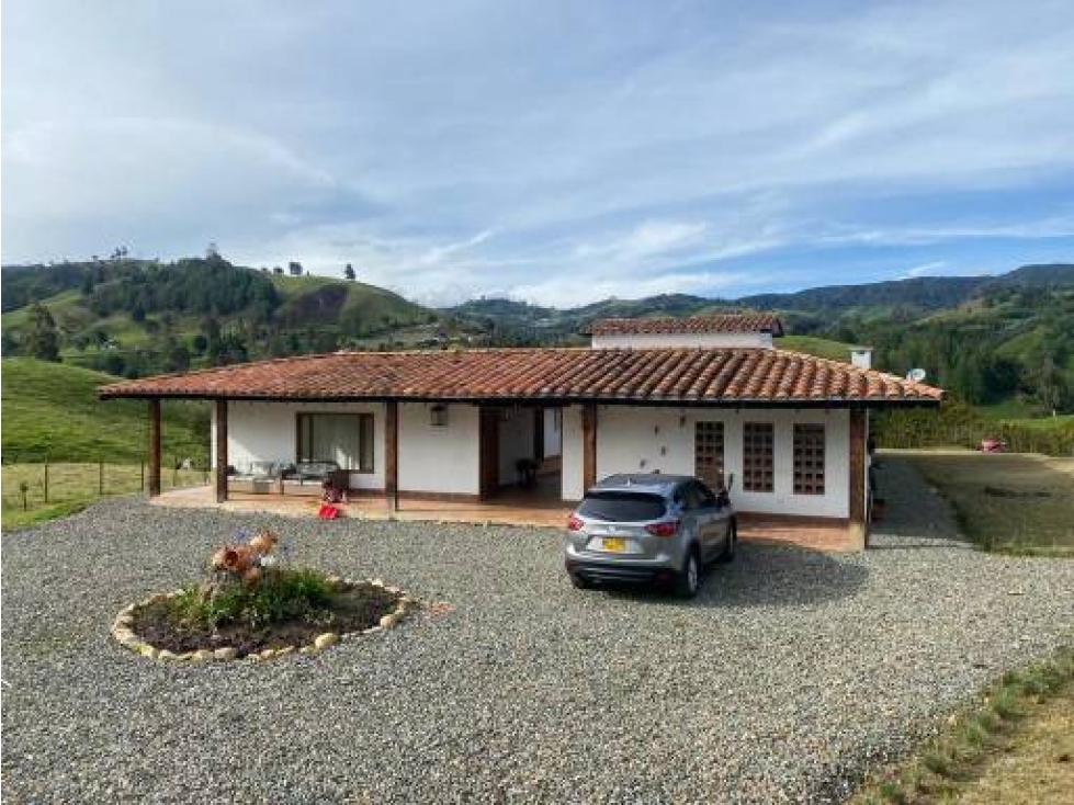 CASA FINCA PARA LA VENTA EN SAN PEDRO DE LOS MILAGROS