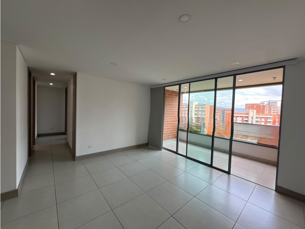 APARTAMENTO EN ARRIENDO