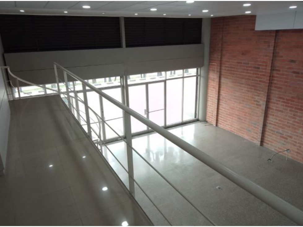 Local en arriendo en Guayabal - 4