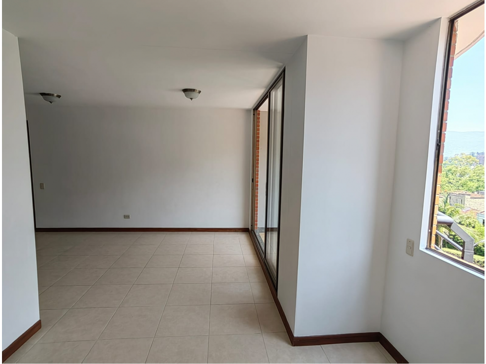 APARTAMENTO EN VENTA SECTOR TRANSVERSAL SUPERIOR - POBLADO