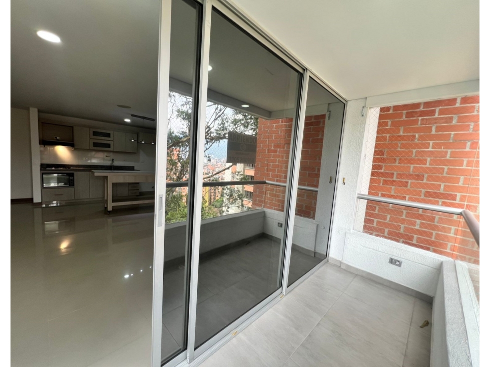 APARTAMENTO EN ARRIENDO EN LOS NARANJOS - ENVIGADO — foto 2