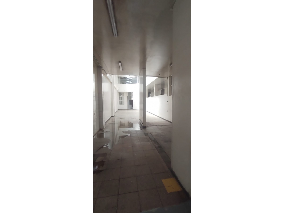 BODEGA PARA LA VENTA EN TOBERÍN, BOGOTA — foto 3