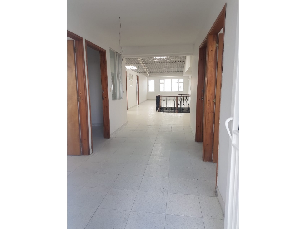 OFICINAS Y/O CONSULTORIOS BARRIO CIUDAD BERNA, BOGOTA — foto 2