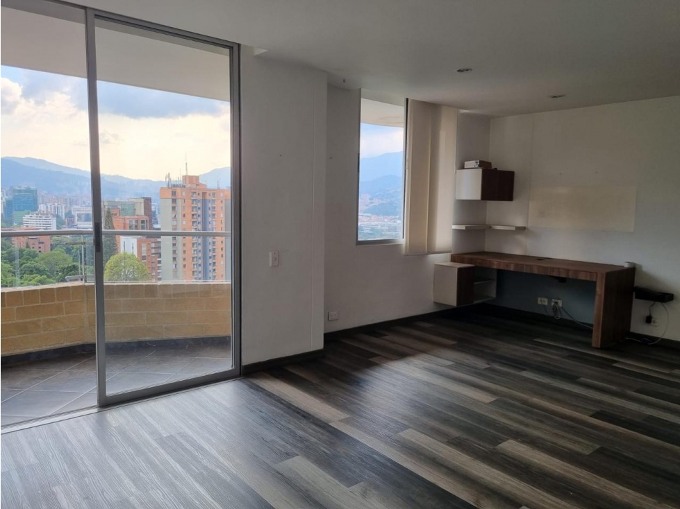 Apartamento en arriendo en El Poblado Medellin — foto 4