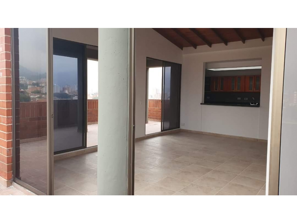 Apartamento en alquiler en Laureles