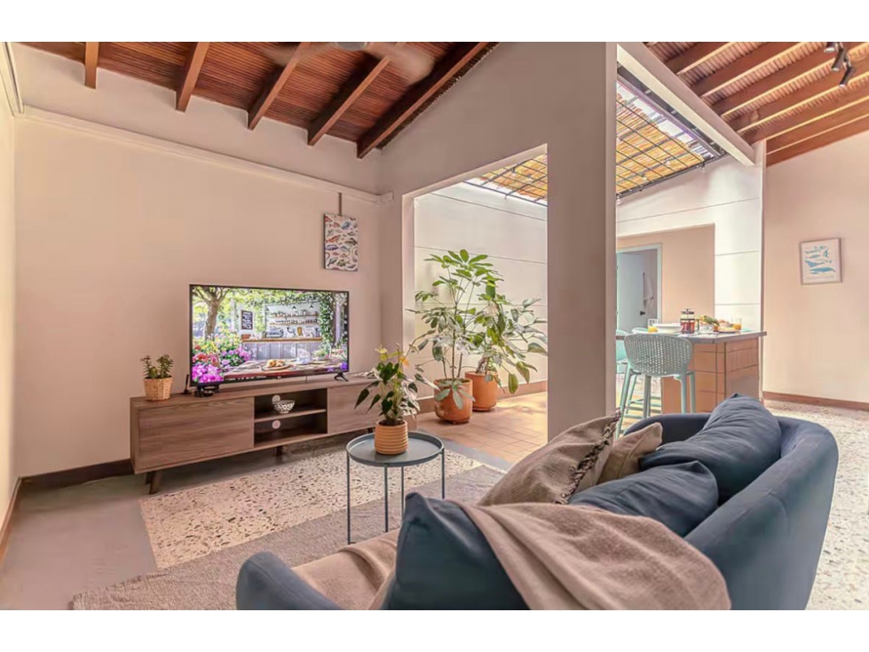 casa para venta en medellin laureles