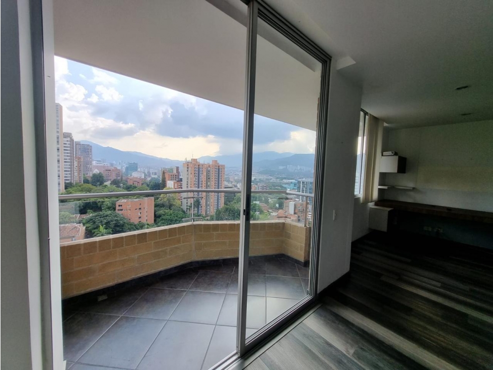 Apartamento en arriendo en El Poblado Medellin — foto 5