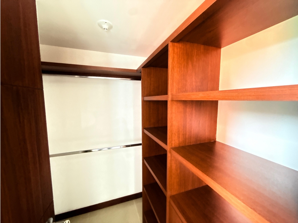 Apartamento en alquiler en calasanz — foto 4