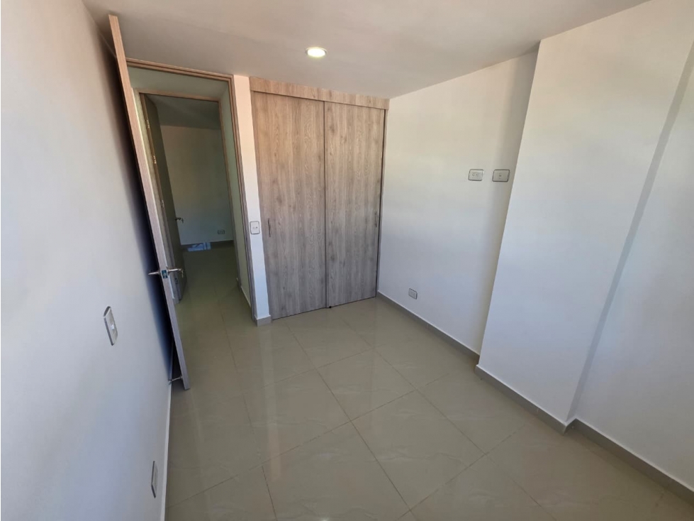 Alquiler de Apartamento en la Laureles Almeria — foto 6