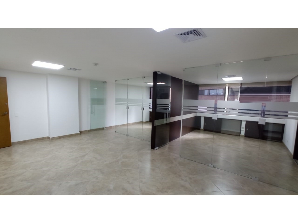 Oficina en venta en El Poblado — foto 2