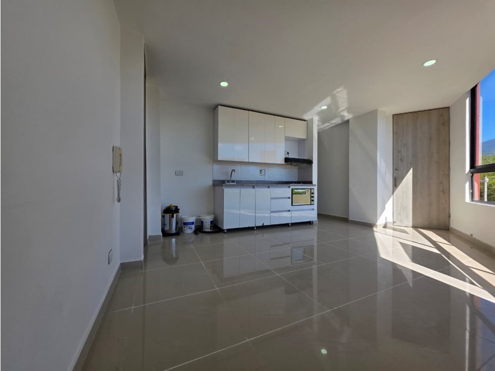 Alquiler de Apartamento en la Laureles Almeria — foto 2
