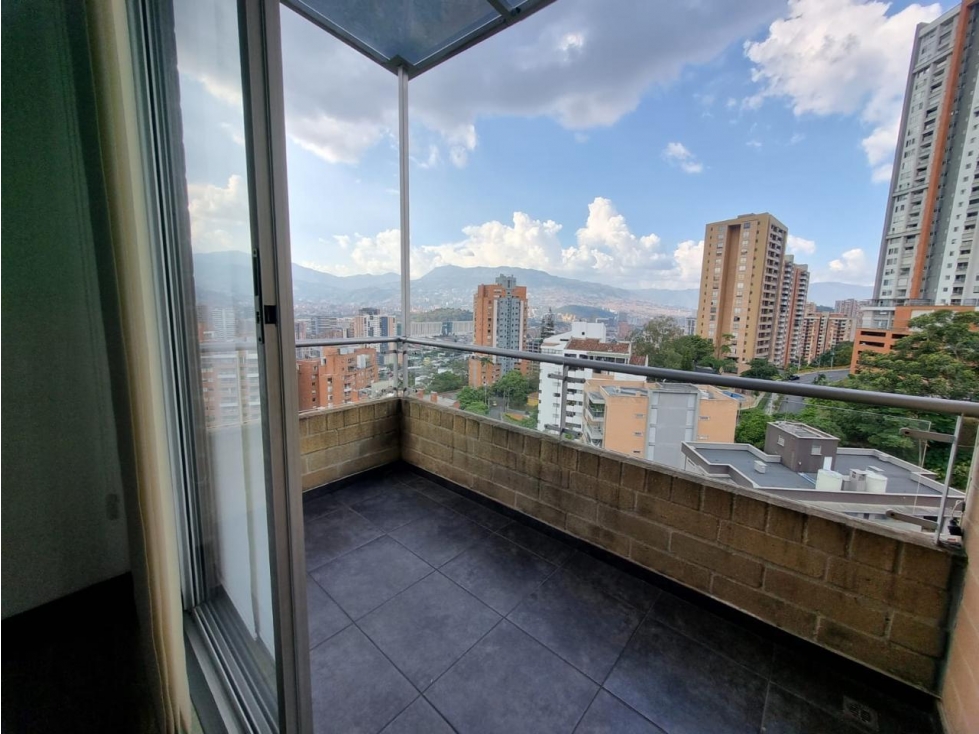 Apartamento en arriendo en El Poblado Medellin — foto 6