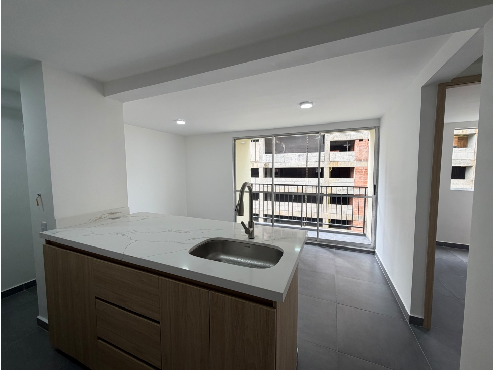 Apartamento en alquiler en sabaneta — foto 3