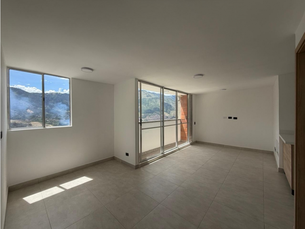 Apartamento en alquiler en Bello — foto 6