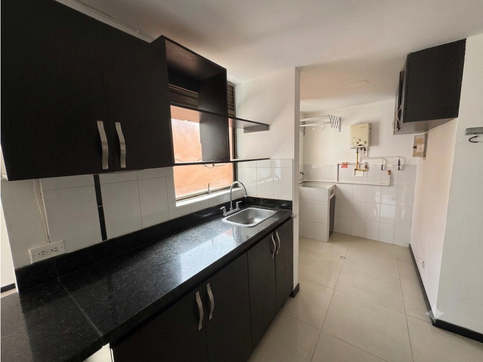 Apartamento en alquiler en Laureles — foto 4