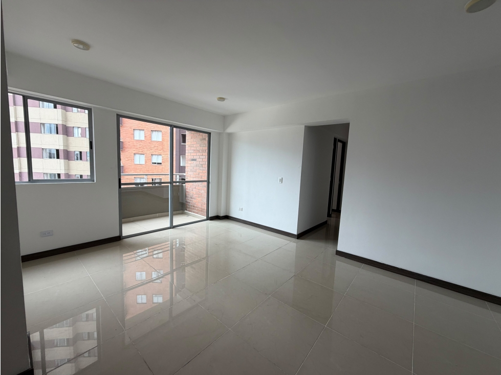 Apartamento en venta en Bello — foto 2