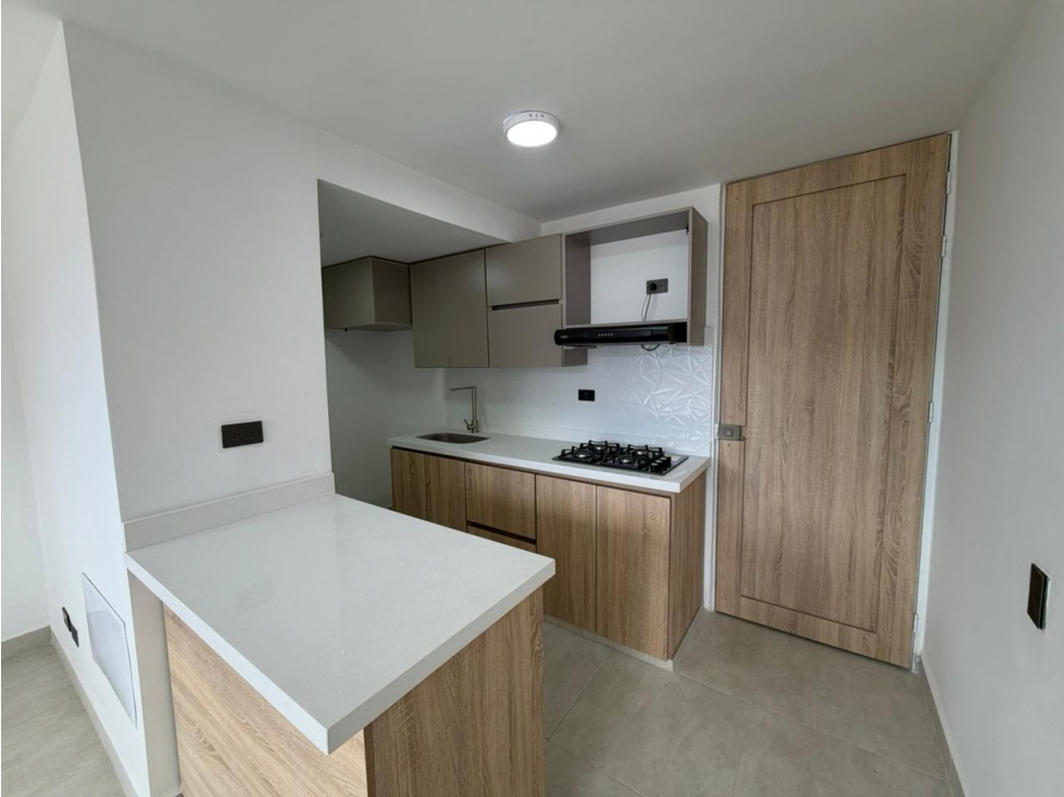 Apartamento en alquiler en Bello — foto 2