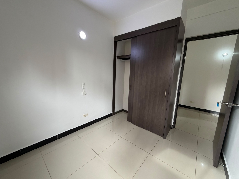 Apartamento en alquiler en Bello — foto 6