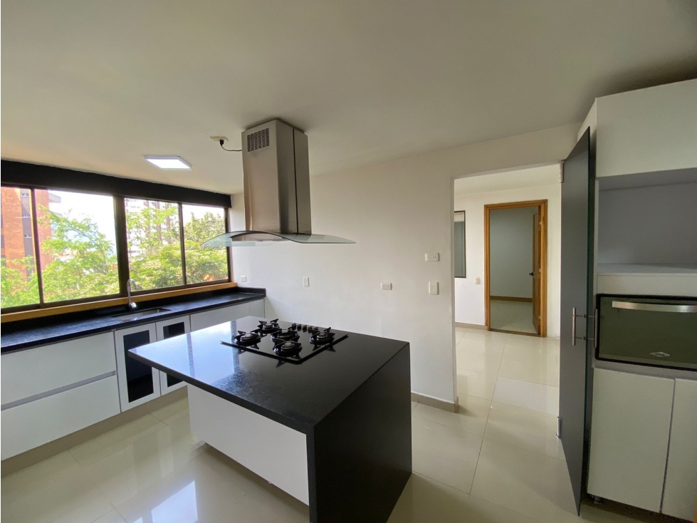 Apartamento en arriendo El Poblado, Medellin — foto 6