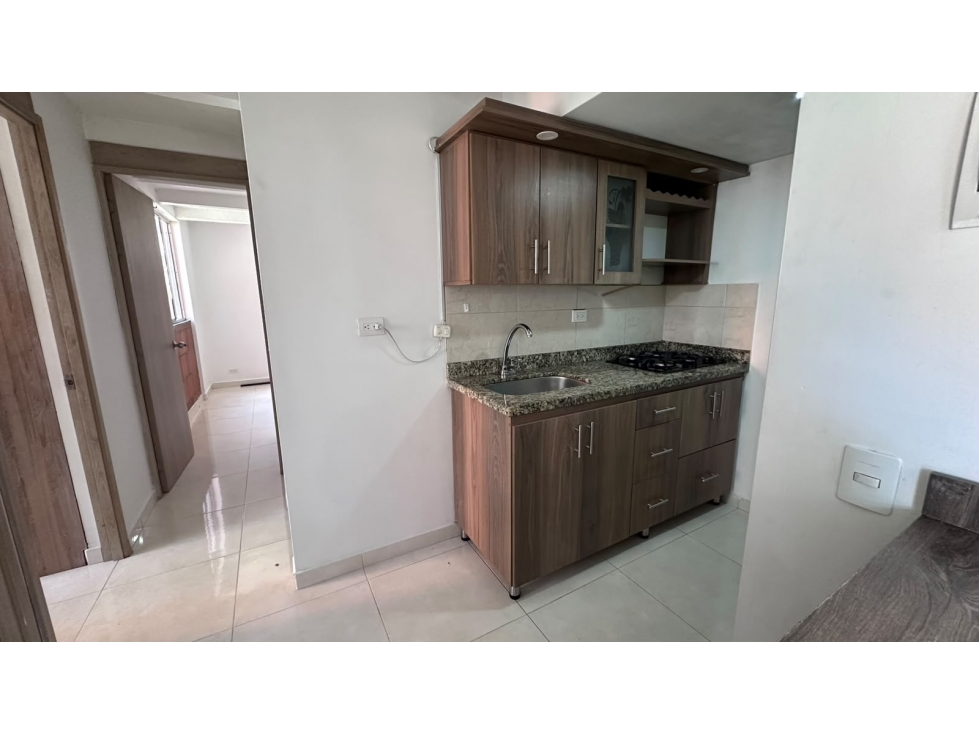 Apartamento en alquiler en Robledo — foto 5