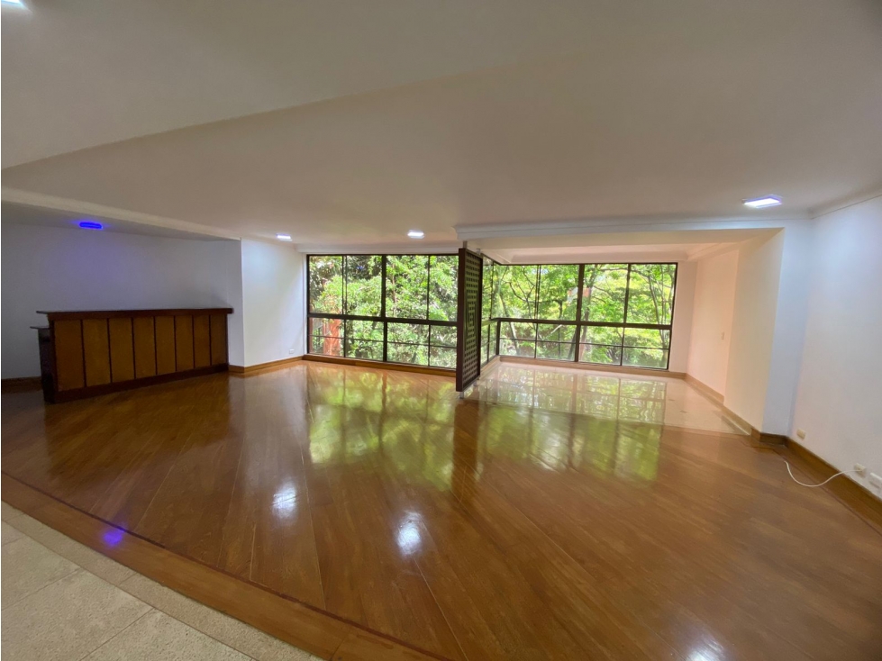 Apartamento en arriendo El Poblado, Medellin