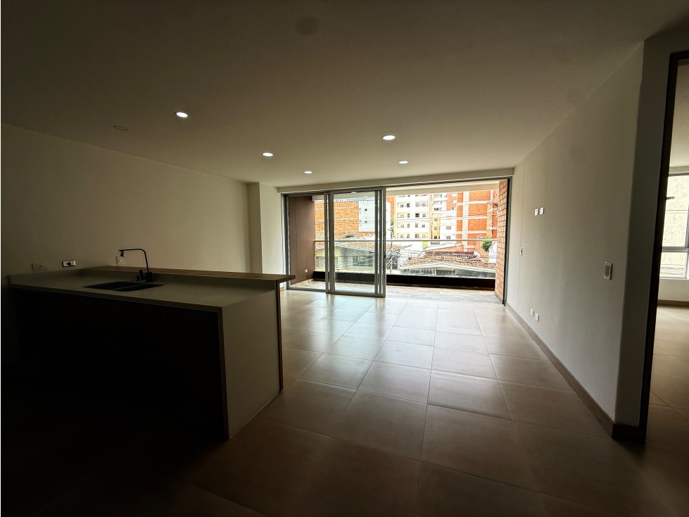 Apartamento en alquiler en calasanz — foto 2