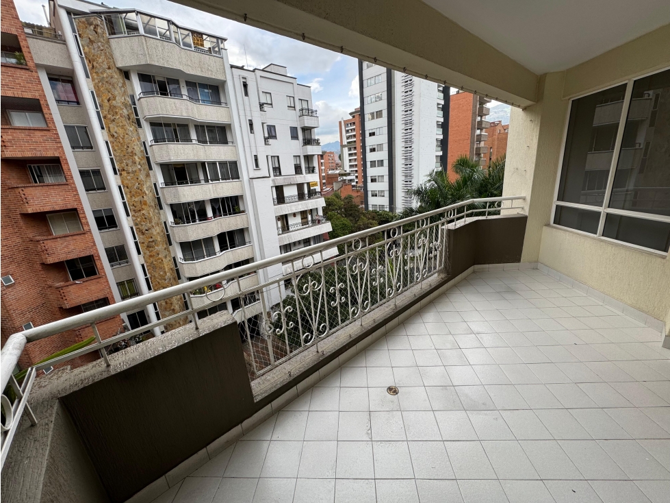 Apartamento en alquiler en laureles — foto 5