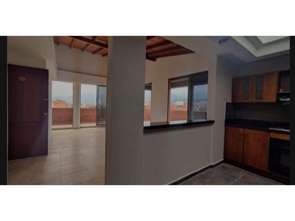 Apartamento en alquiler en Laureles — foto 4