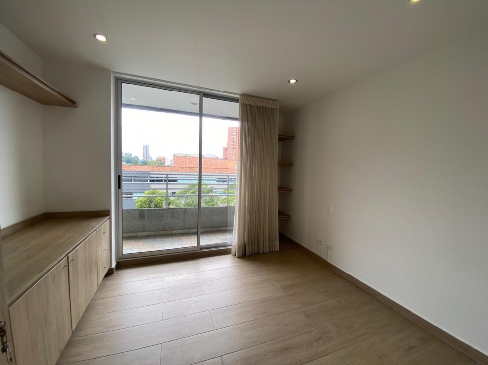 Apartamento en arriendo El Poblado — foto 4