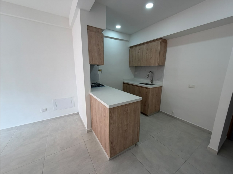 Apartamento en alquiler en Bello — foto 3