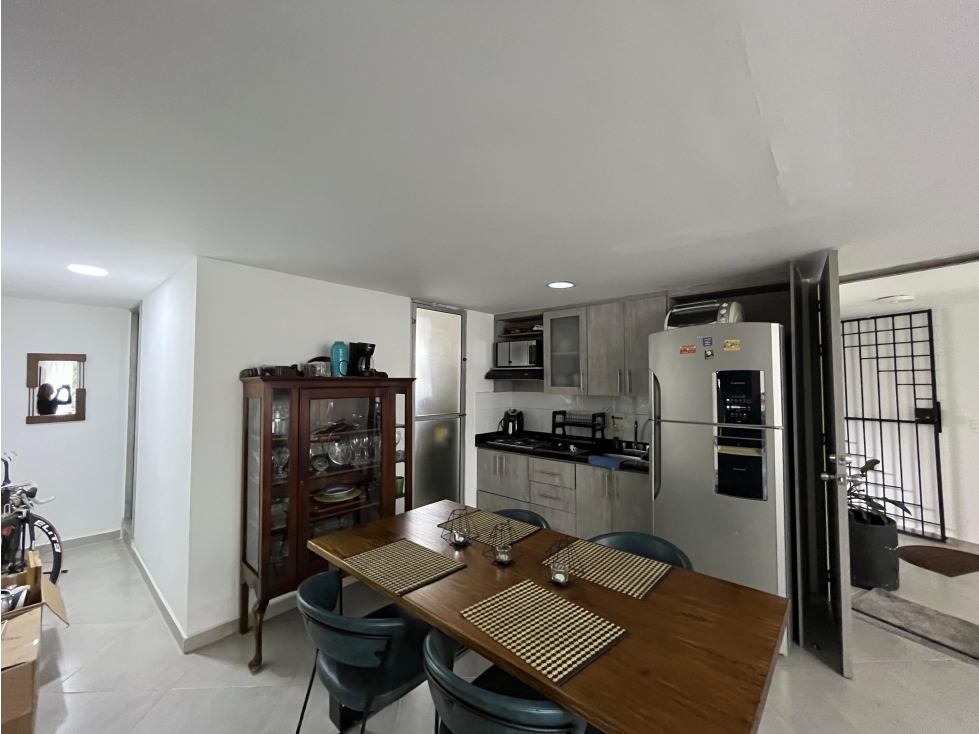 Apartamento amoblado en alquiler en Laureles
