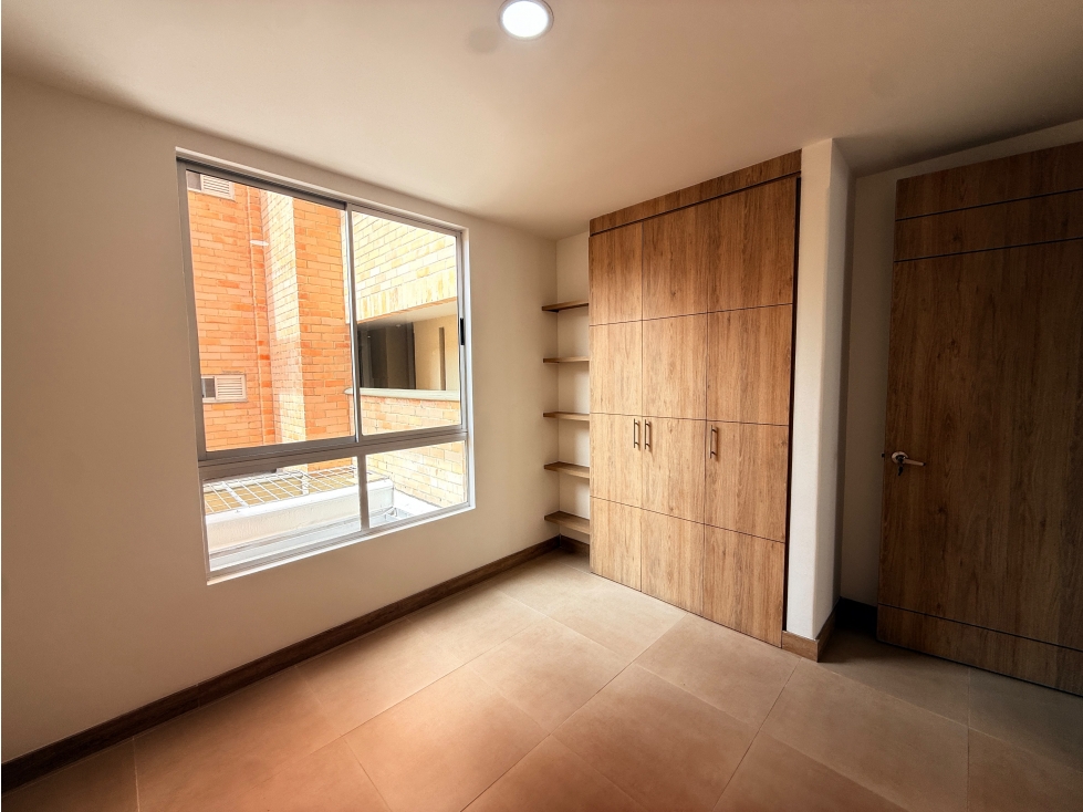 Apartamento en alquiler en calasanz — foto 5