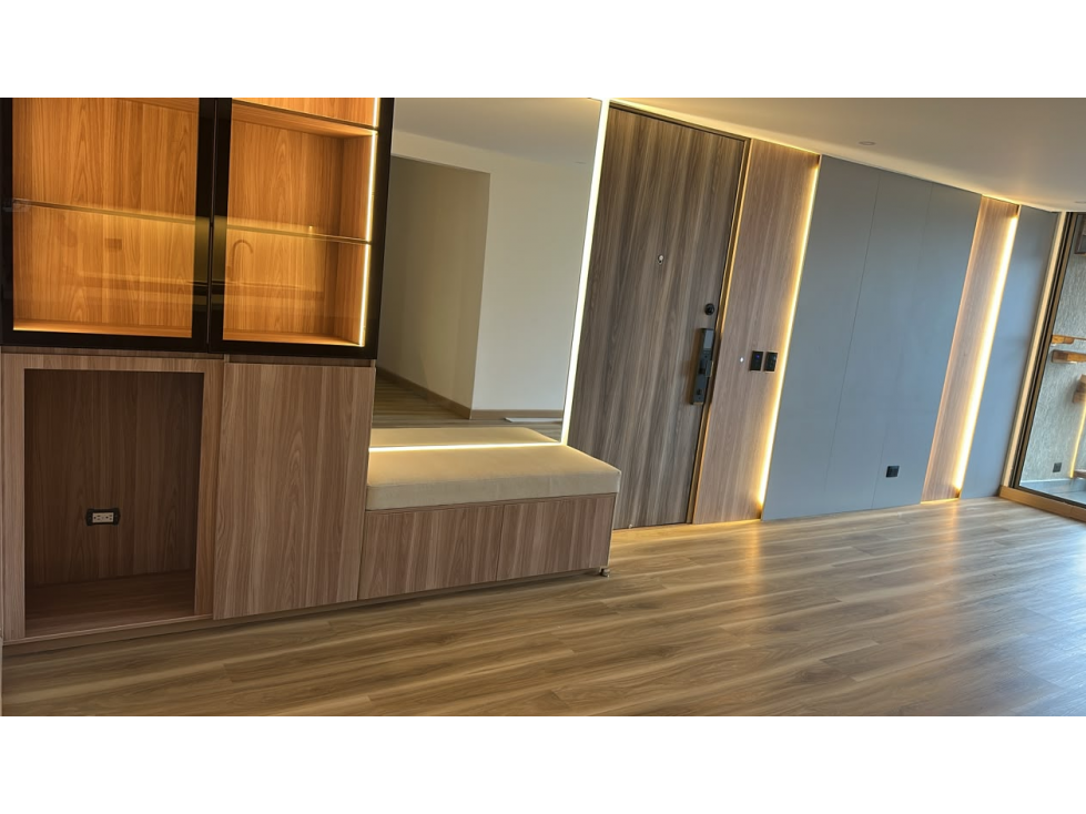 Apartamento en Venta Loma de los Bernal — foto 2