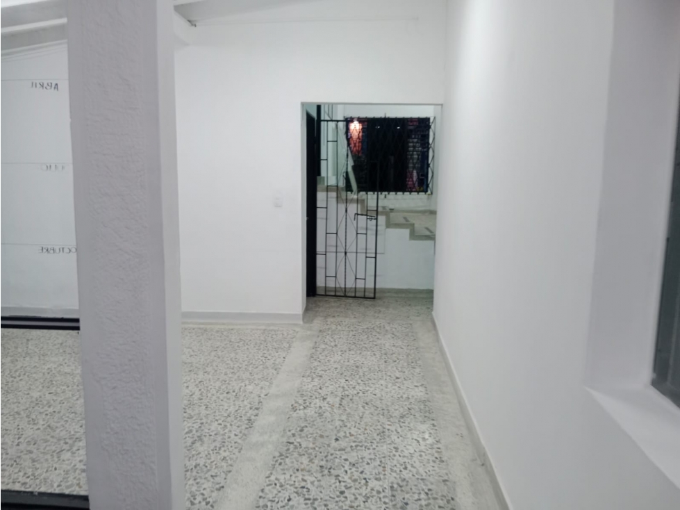 Casa en alquiler en Laureles — foto 2