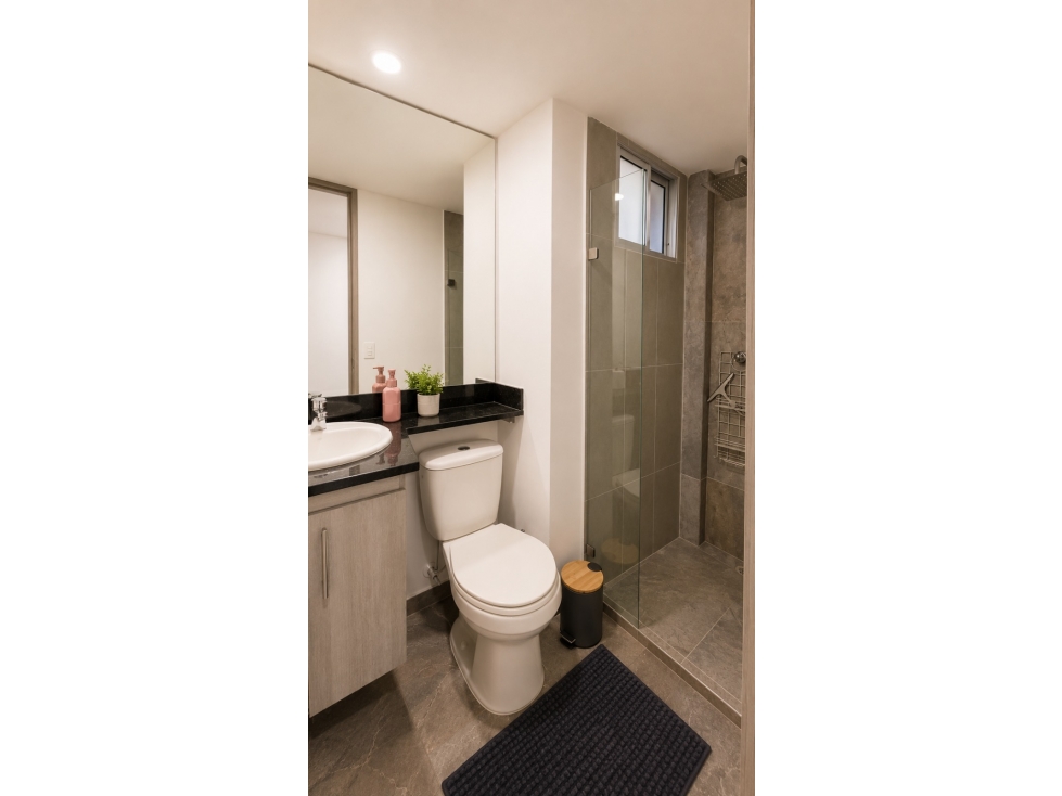 Apartamento amoblado en alquiler en Laureles — foto 2
