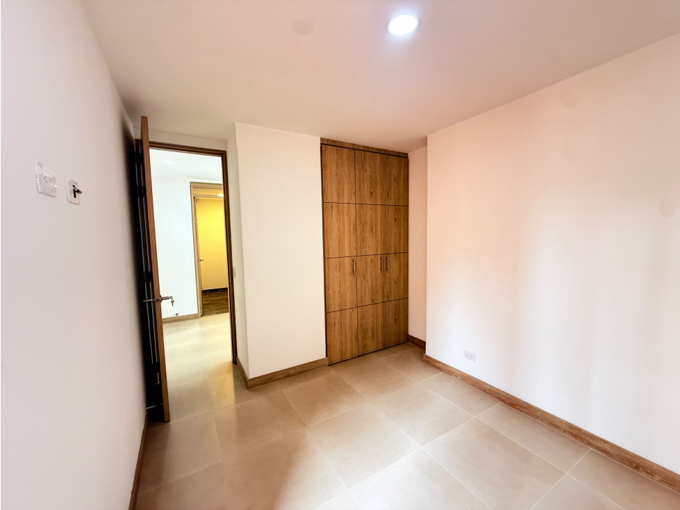 Apartamento en alquiler en calasanz — foto 6