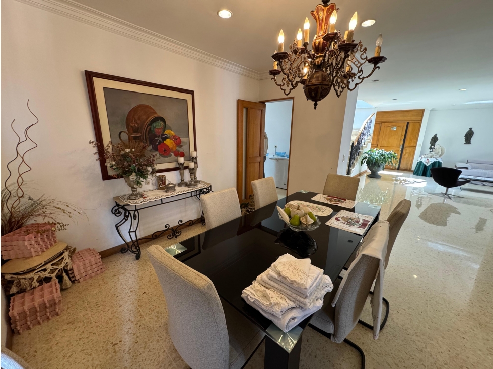Apartamento en alquiler en laureles — foto 2