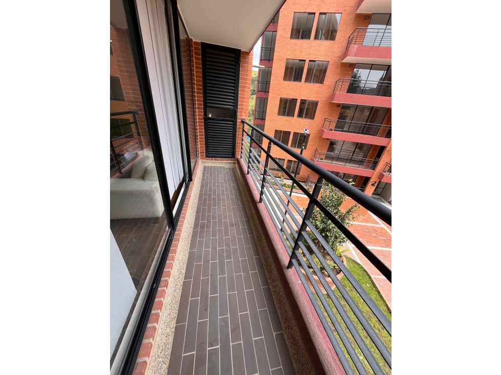 Venta apartamento en La Calera - 1