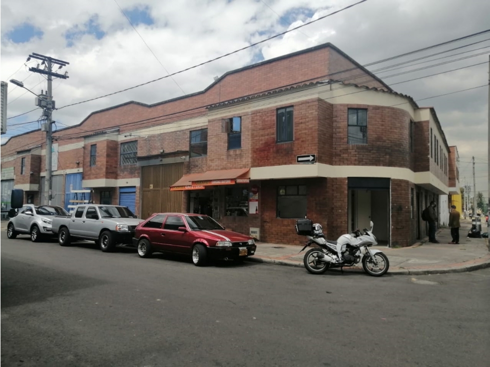 VENDO LOCAL EN EL 12 DE OCTUBRE Bogotá - 5