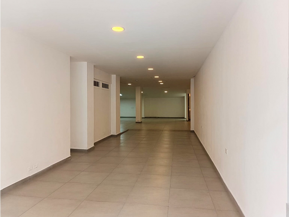 Local Comercial en Arriendo, Chicó Reservado, 209 M2