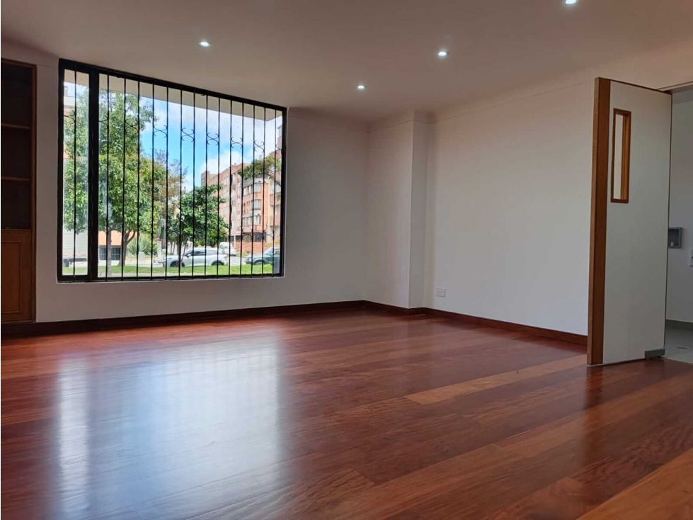 Apartamento en Arriendo ¡ESTRENAR REMODELACION!, Santa Bárbara, 115 m2 — foto 2