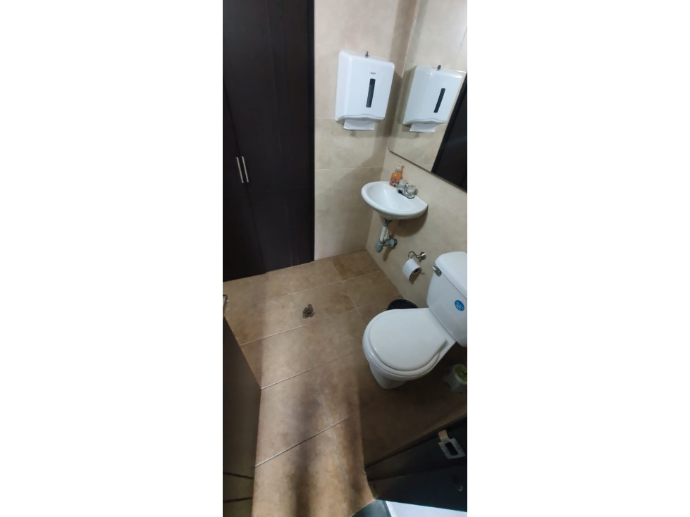 Casa en Venta para Empresa u Oficinas en Modelia 340M2 — foto 5