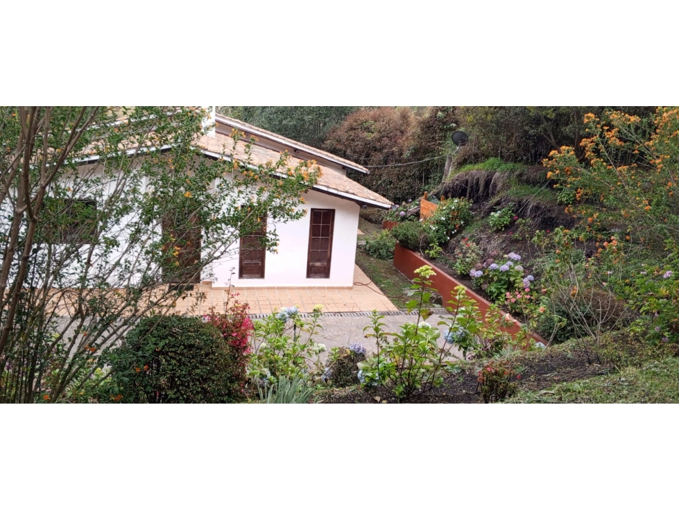 Casa en venta en Subachoque (Cundinamarca) 2.450 M2 - 2